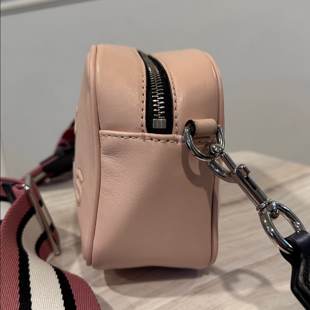 Marc Jacobs Bag Flash Pink Leather Camera Crossbody - Picture 6 of 17